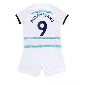 Chelsea Aubameyang #9 Bortedraktsett Barn 2022-23 Kortermet (+ Korte bukser)